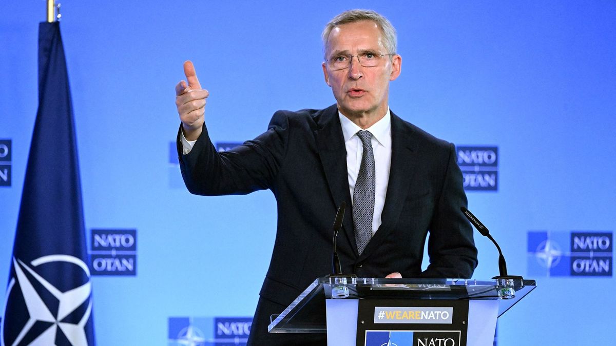 A NATO főtitkára: nem marad lőszere Ukrajnának