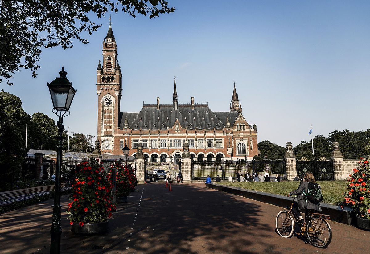 THE HAGUE - The Peace Palace prior to a public hearing in a case that Ukraine brought against Russia in 2017 about the occupation of eastern Ukraine and Crimea. Ukraine puts forward its point of view. ANP REMKO DE WAAL netherlands out - belgium out (Photo by REMKO DE WAAL / ANP MAG / ANP via AFP)