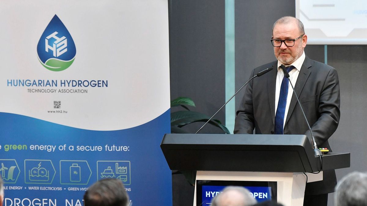 Hamarosan átadják a Mol hidrogénüzemét Százhalombattán
