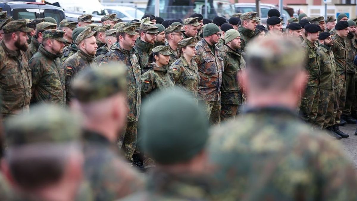 Külföldiekkel töltené fel Németország a hadseregét