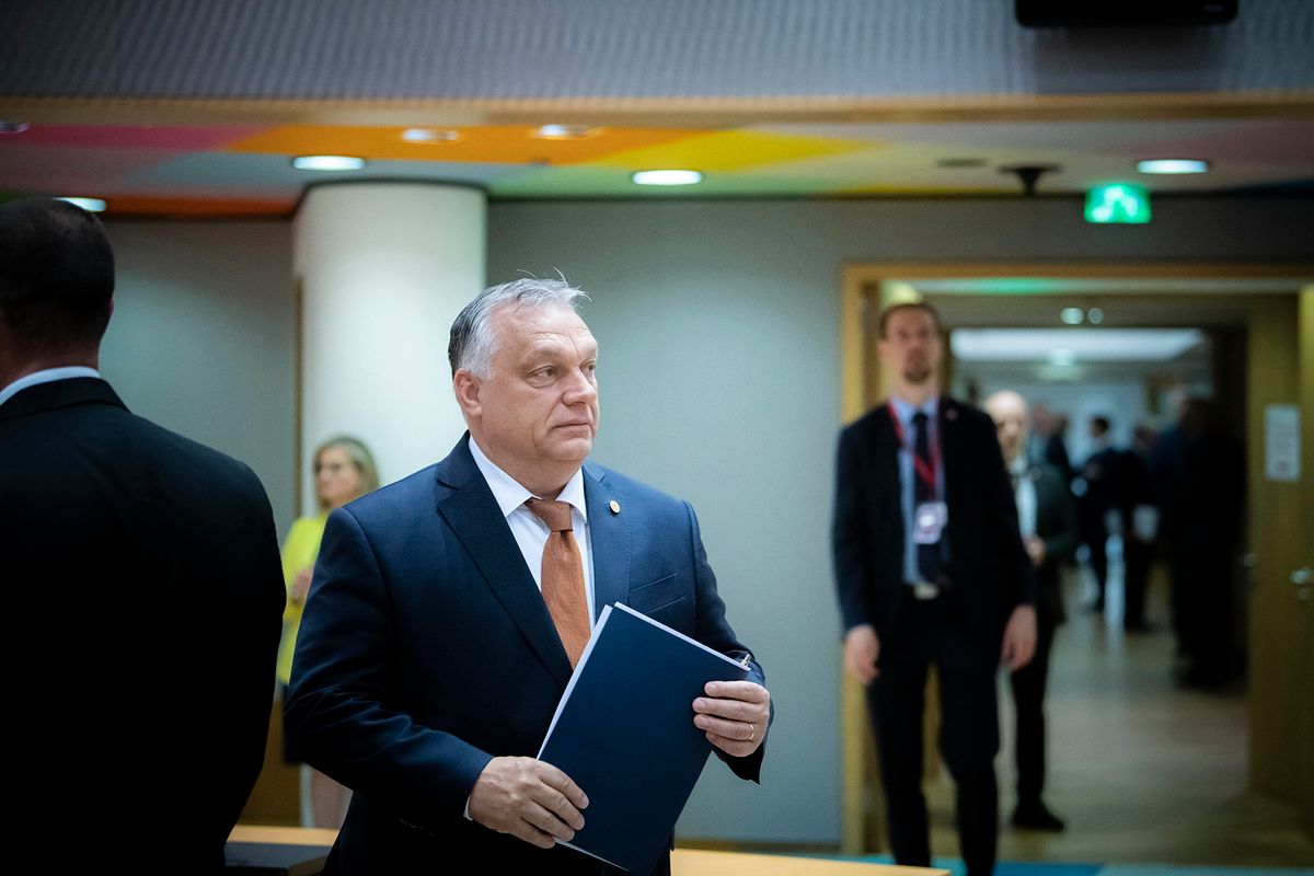 Brüsszel, 2022. június 24.A Miniszterelnöki Sajtóiroda által közreadott képen Orbán Viktor miniszterelnök az EU kétnapos brüsszeli csúcstalálkozójának második napján 2022. június 24-én.MTI/Miniszterelnöki Sajtóiroda/Benko Vivien Cher