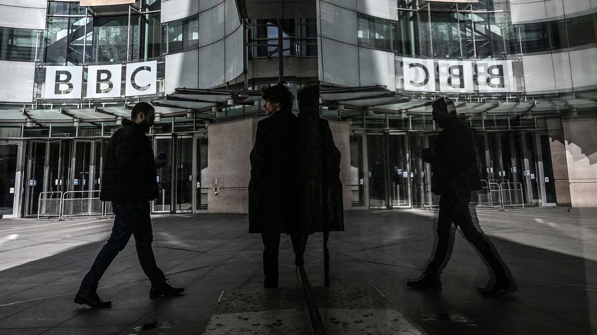 Eladja a családi ezüstöt a BBC