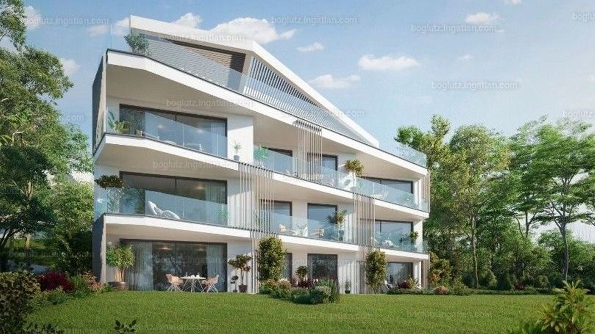 Videó készült a Gyurcsány házaspár és Apró Piroska új luxusingatlanáról