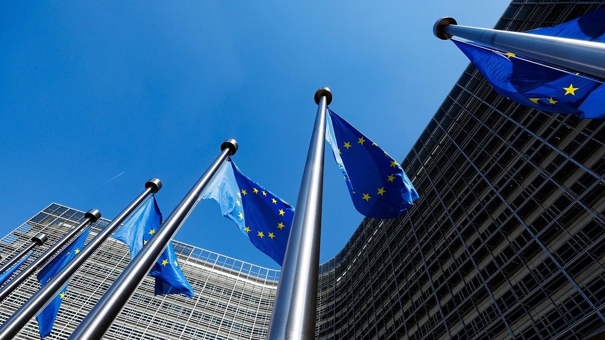 Capital Economics: nem igazán fájna a magyar gazdaságnak az uniós pénzek elapadása