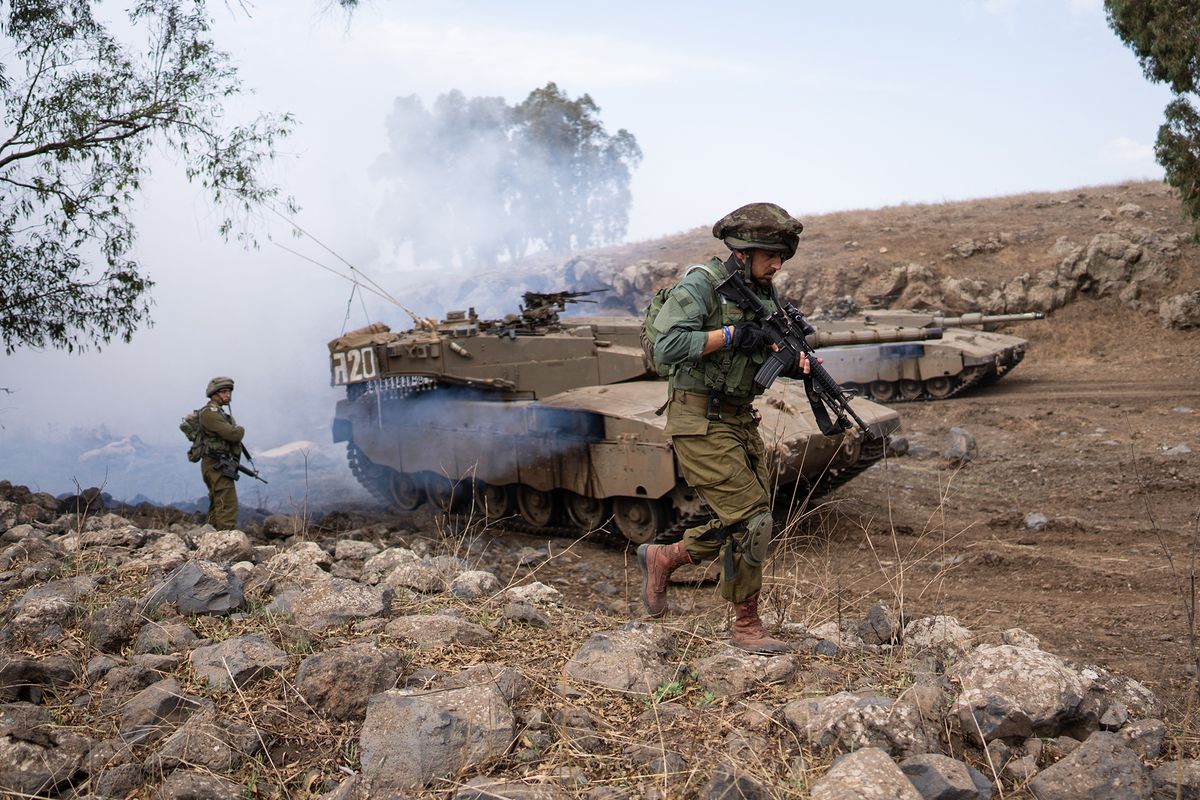 Israeli Paratroopers Brigade training