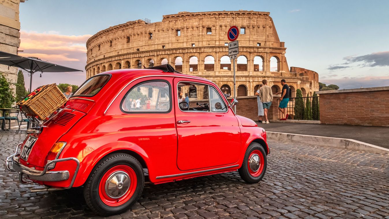 Rome,,Italy,17.07.2021:,Little,Red,Old,Fiat,500,In,Front