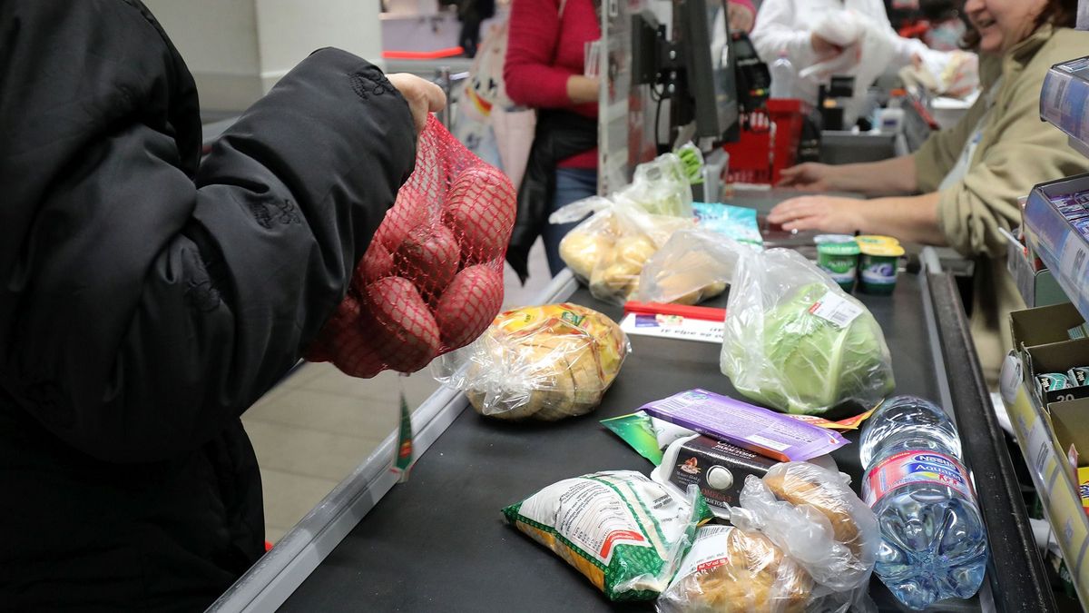 Megkezdődtek a béremelések: az egyik legnagyobb magyarországi cég máris bejelentette, mennyivel nőnek a fizetések