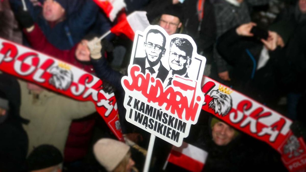 Hiába az ítélet, a lengyel államfő megint kegyelmet adott