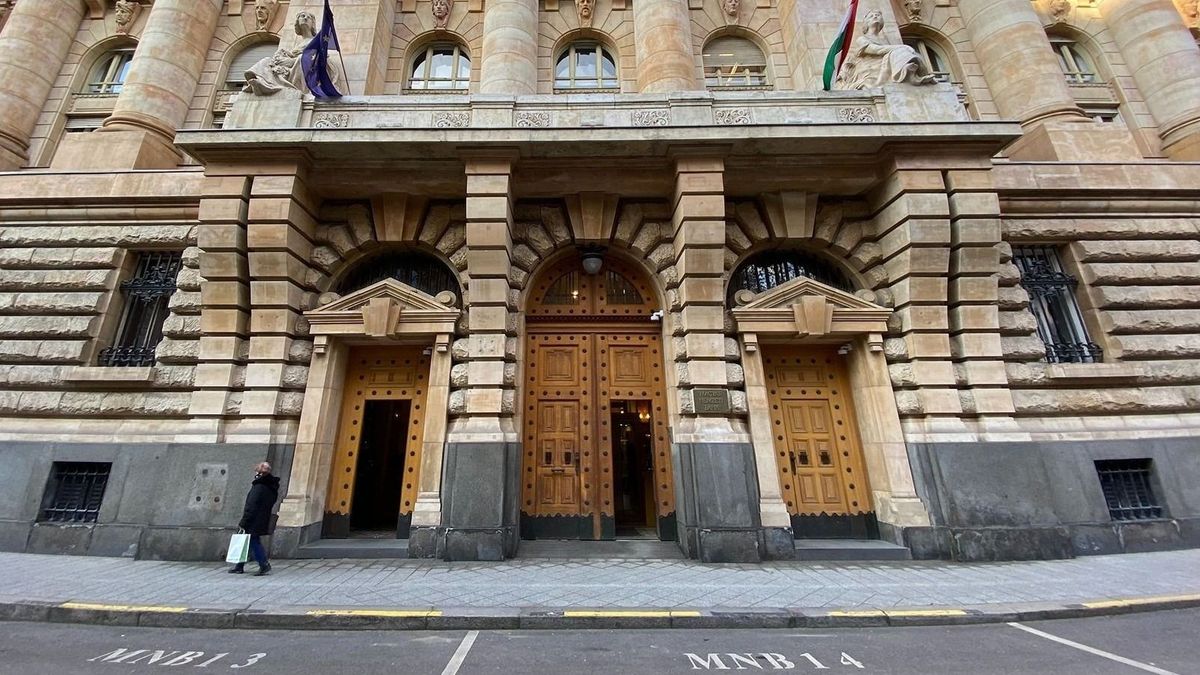 Itt a meglepetés: gyorsított a kamatcsökkentések tempóján az MNB