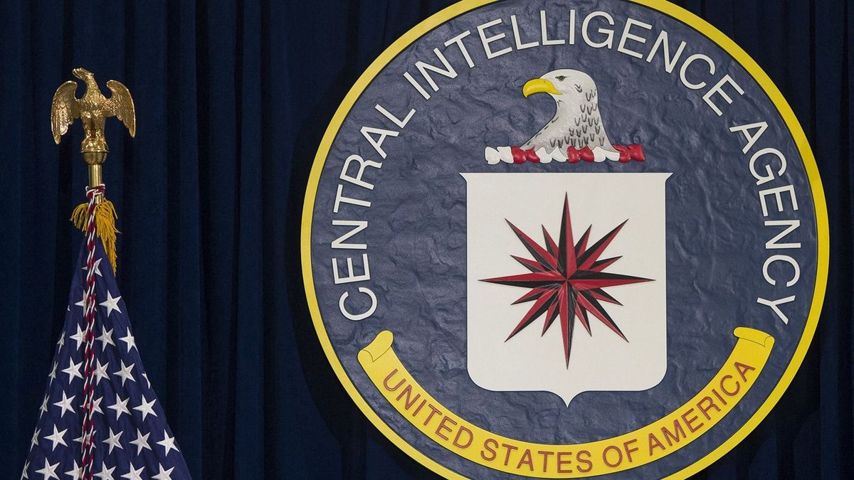 Orosz ügynököket próbál toborozni a CIA