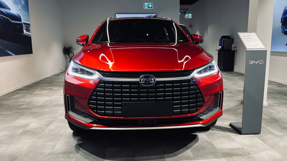 BYD kontra Tesla: ki lesz a valódi nyertes az elektromos autók világpiacán?