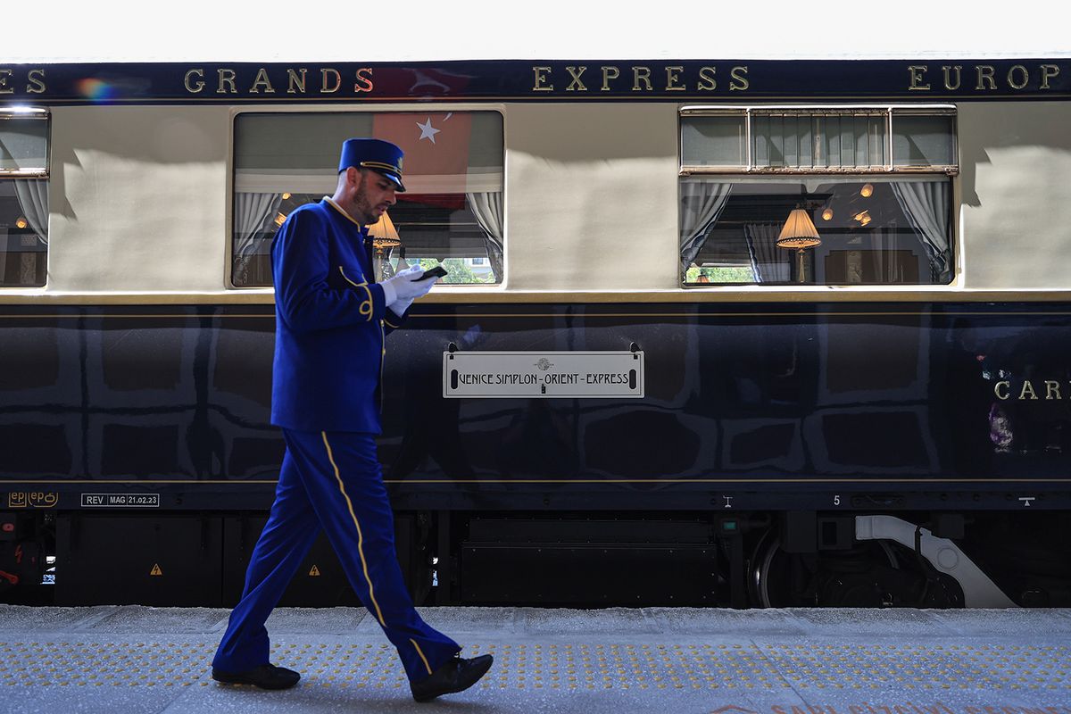 Historical Venice Simplon Orient Express train arrives in Turkiye