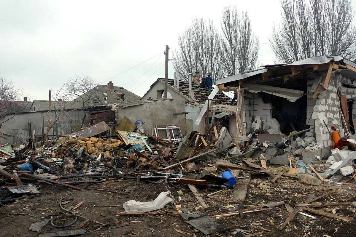 Aftermath of Russian overnight attack in Odesa
A house is seen damaged in Odesa, Ukraine, on January 1, 2024, after a Russian overnight drone attack that claimed the life of one civilian and injured three others. NO USE RUSSIA. NO USE BELARUS. (Photo by Ukrinform/NurPhoto) (Photo by Yulii Zozulia / NurPhoto / NurPhoto via AFP)
orosz-ukrán háború