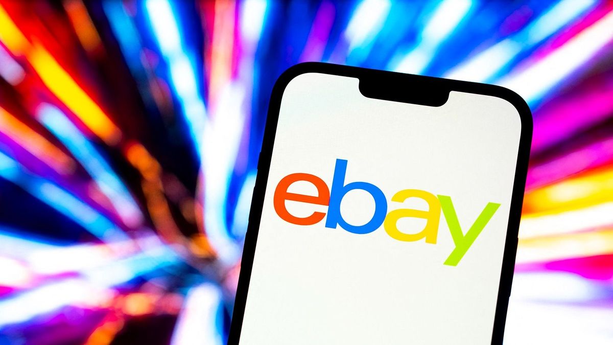Leépít az eBay
