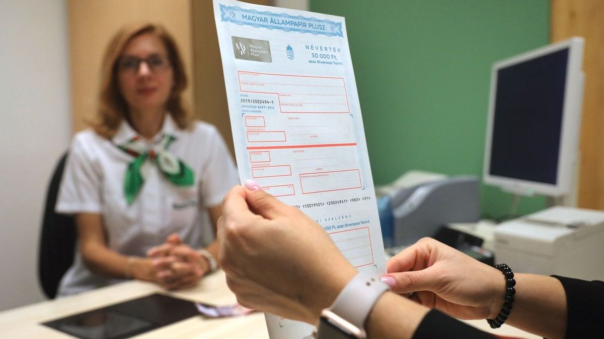 Fontos határidők közelednek, ezermilliárd forint ütheti a lakosság markát