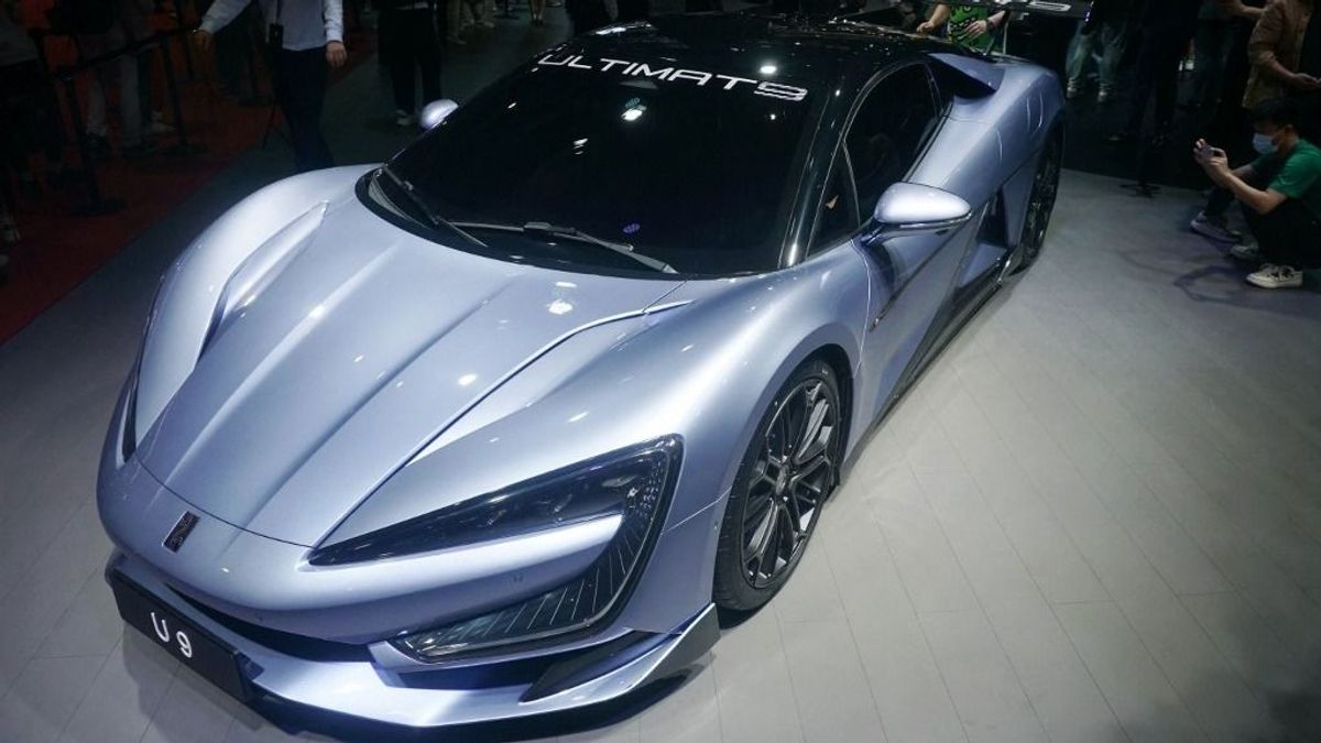 BYD: Lamborghini stílusú sportautót és vízen lebegő SUV-t dobhat piacra a Szegedre tartó gyár
