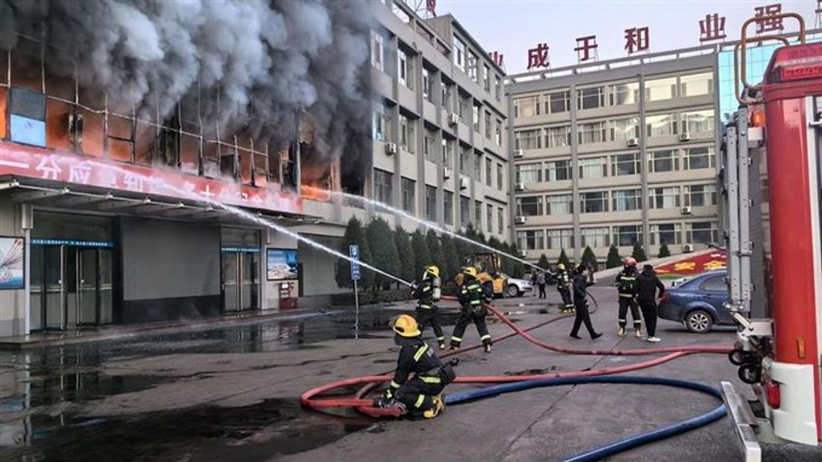Tizenhárom diák meghalt egy kollégiumi tűzben