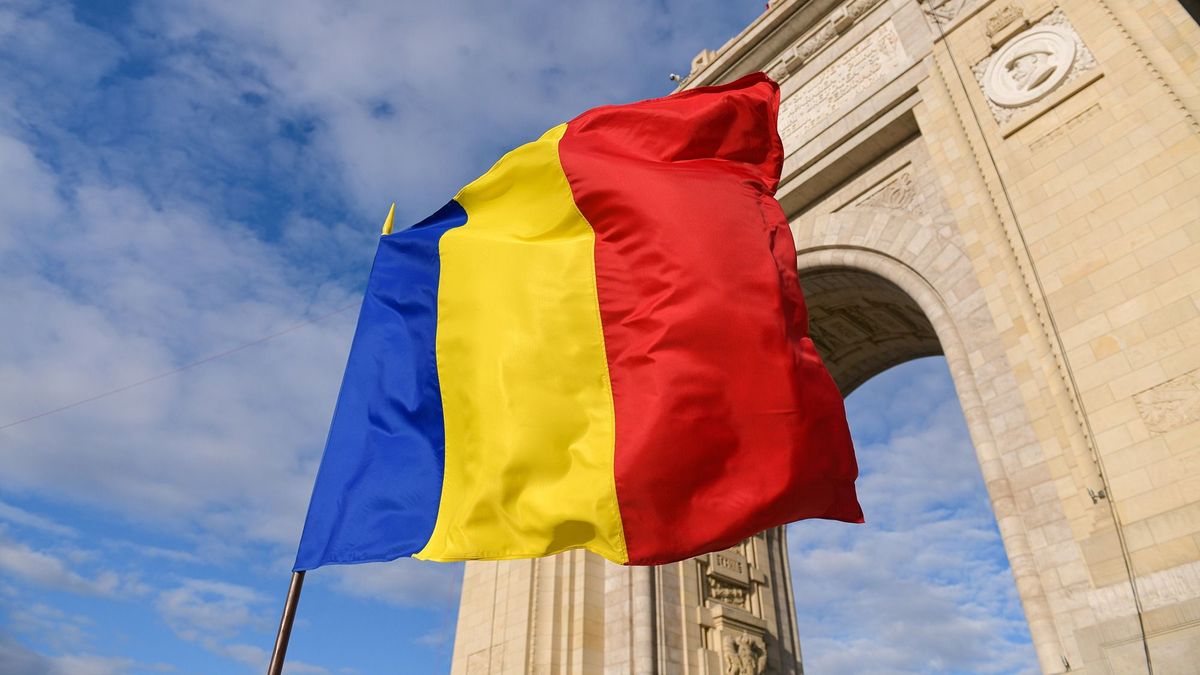 Követik a magyar példát: Románia is dollárkötvényt dob piacra
