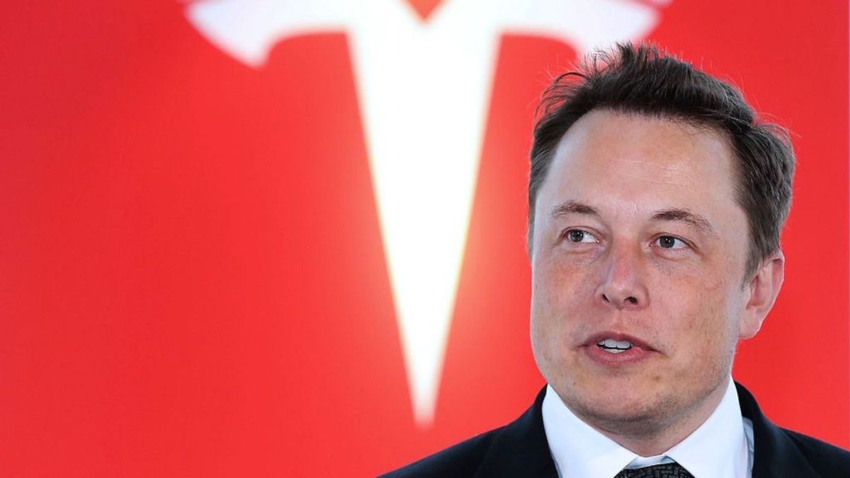 Tesla: 2025-re ígérik a 9 millió forint alatti új modellt