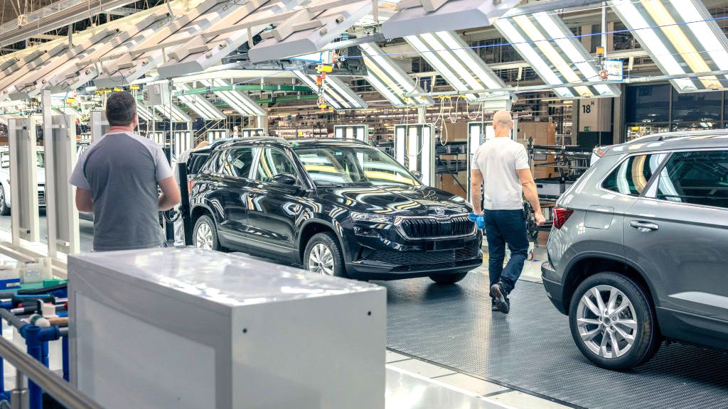 Volkswagen Slovakia Starts Production Of New Passat And Superb Models