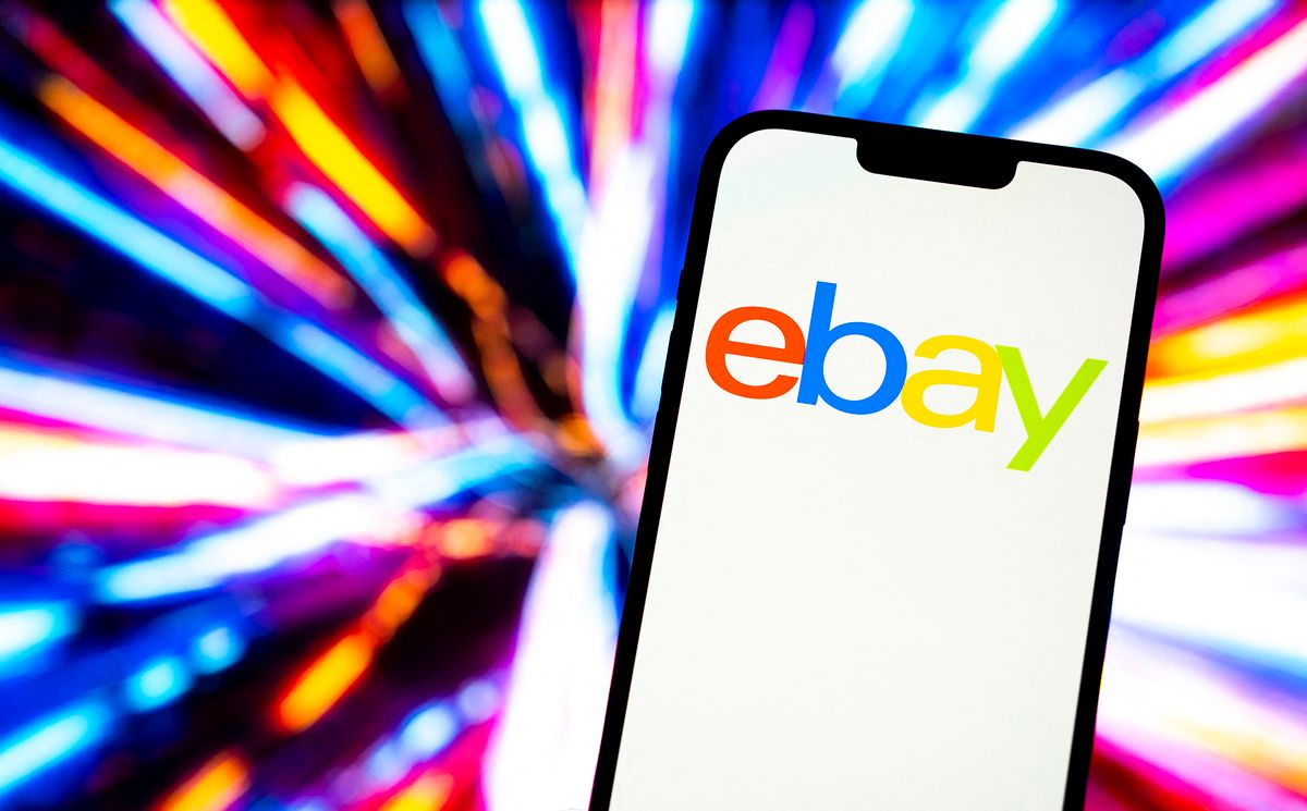 Top Earning Brand Illustrations
Leépítésbe kezd az eBay, több mint ezer munkavállalóját elküldi. Az online kereskedő hatékonyabb munkaszervezésre és a gyorsabb döntésekre koncentrál a jövőben.