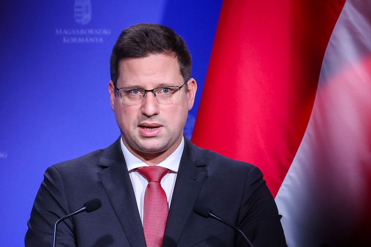 GULYÁS GergelyBudapest, 2023. november 30.
Gulyás Gergely Miniszterelnökséget vezető miniszter a Kormányinfó sajtótájékoztatón a Miniszterelnöki Kabinetiroda épületében 2023. november 30-án.
MTI/Hegedüs RóbertBudapest, 2023. november 30.Gulyás Gergely Miniszterelnökséget vezető miniszter a Kormányinfó sajtótájékoztatón a Miniszterelnöki Kabinetiroda épületében 2023. november 30-án.MTI/Hegedüs Róbert