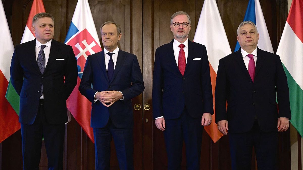 Most dőlhet el a visegrádi négyek sorsa