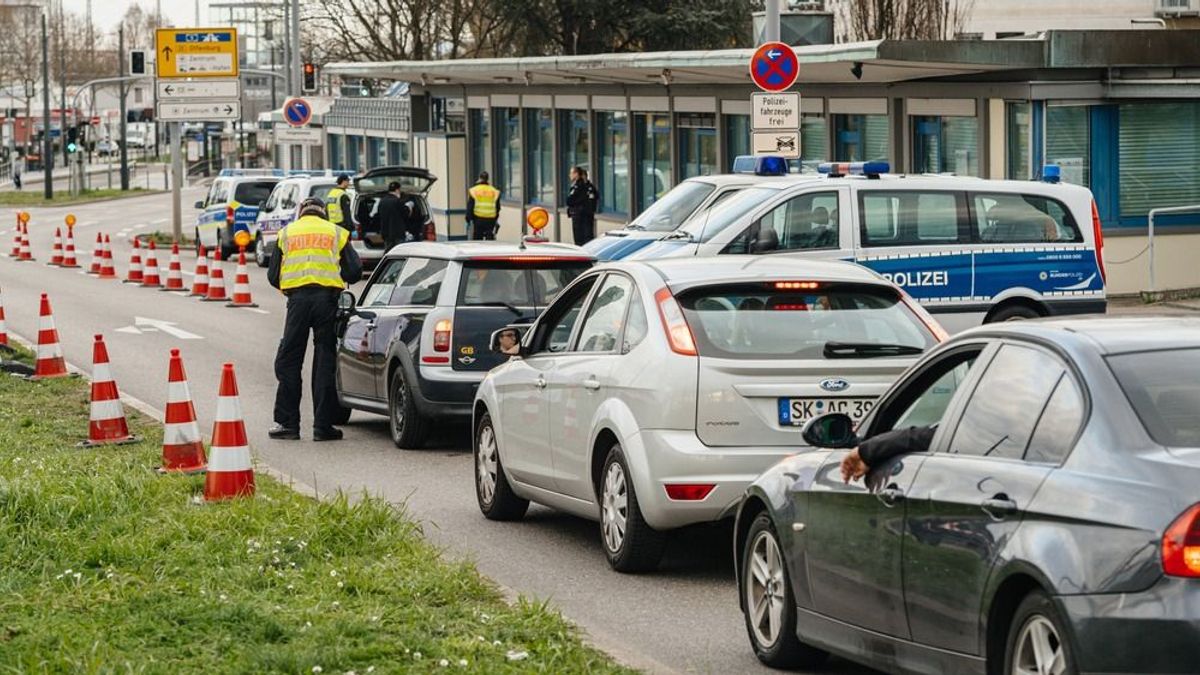 Rossz hír a magyar fociszurkolóknak: Németország határellenőrzést vezethet be az Eb-re