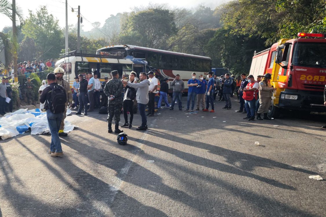 Két busz ütközött frontálisan Hondurasban, sokan meghaltak