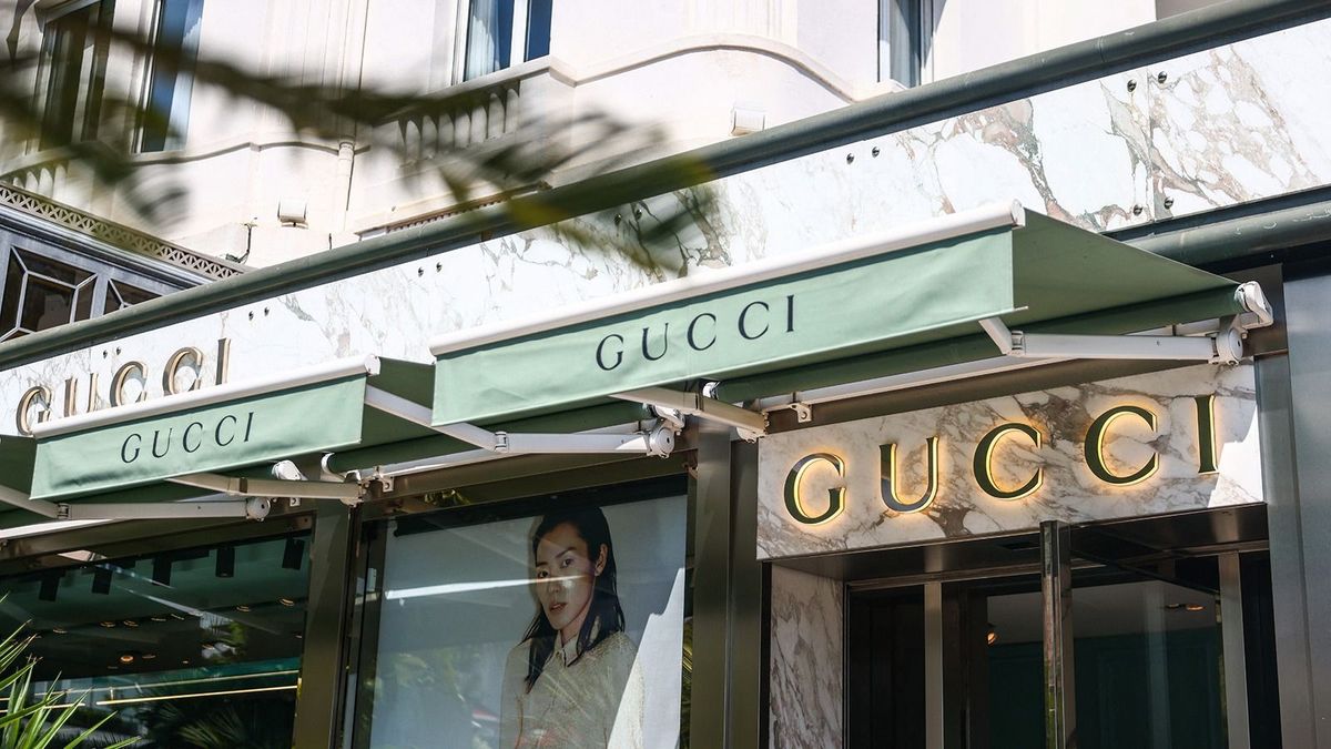Gyenge évet zárt a Gucci, de a cégvezér bírja a befektetők bizalmát