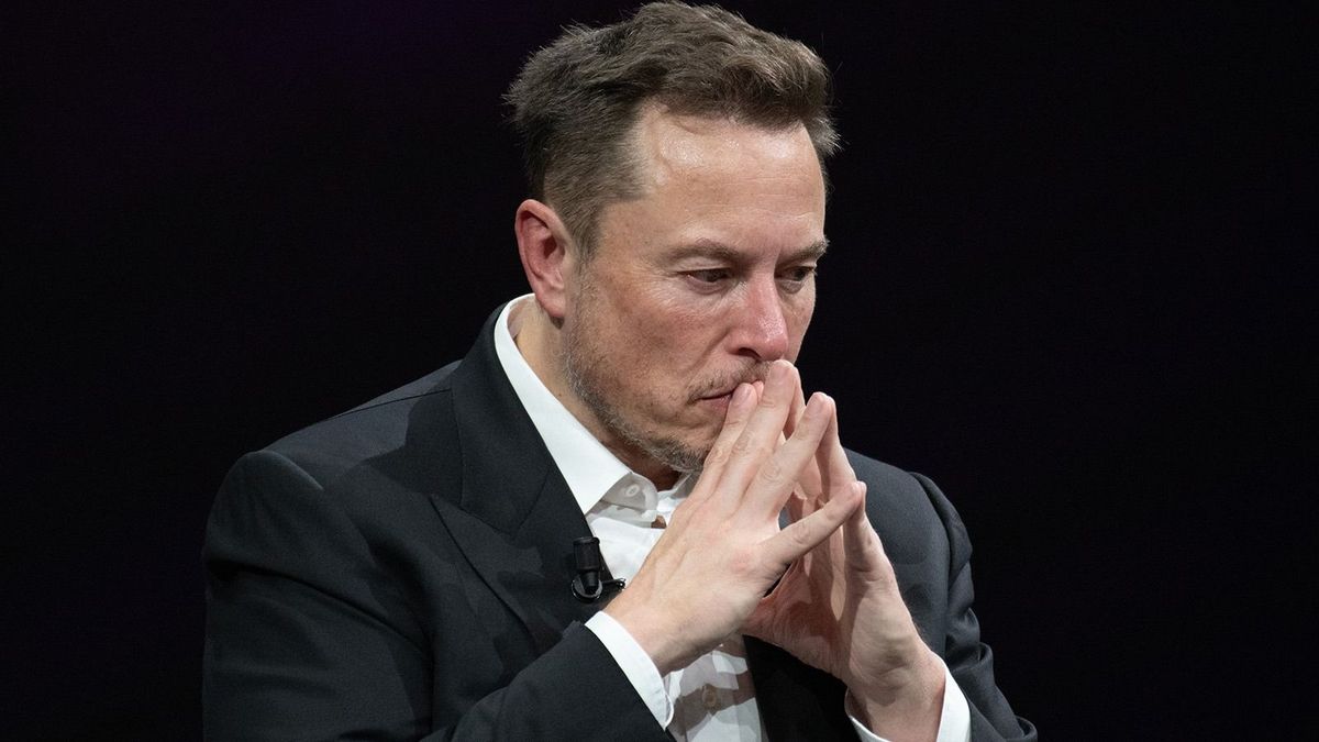 Elon Musk pite rendelése botrányba fulladt