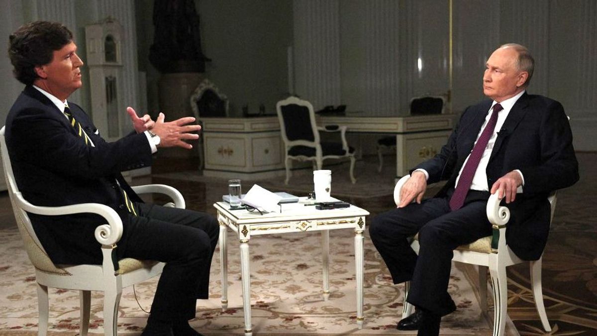 Tucker Carlsont felrobbantani tervező személyt tartóztattak le az oroszok