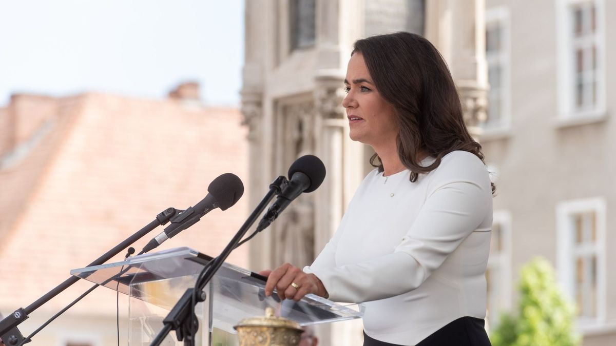 Novák Katalin megszakította útját, és hazatért Katarból