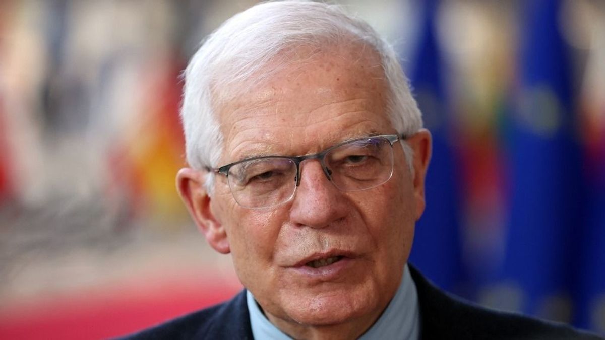Borell: az EU külügyminiszterei nem döntöttek a Kijevbe irányuló fegyverszállításról