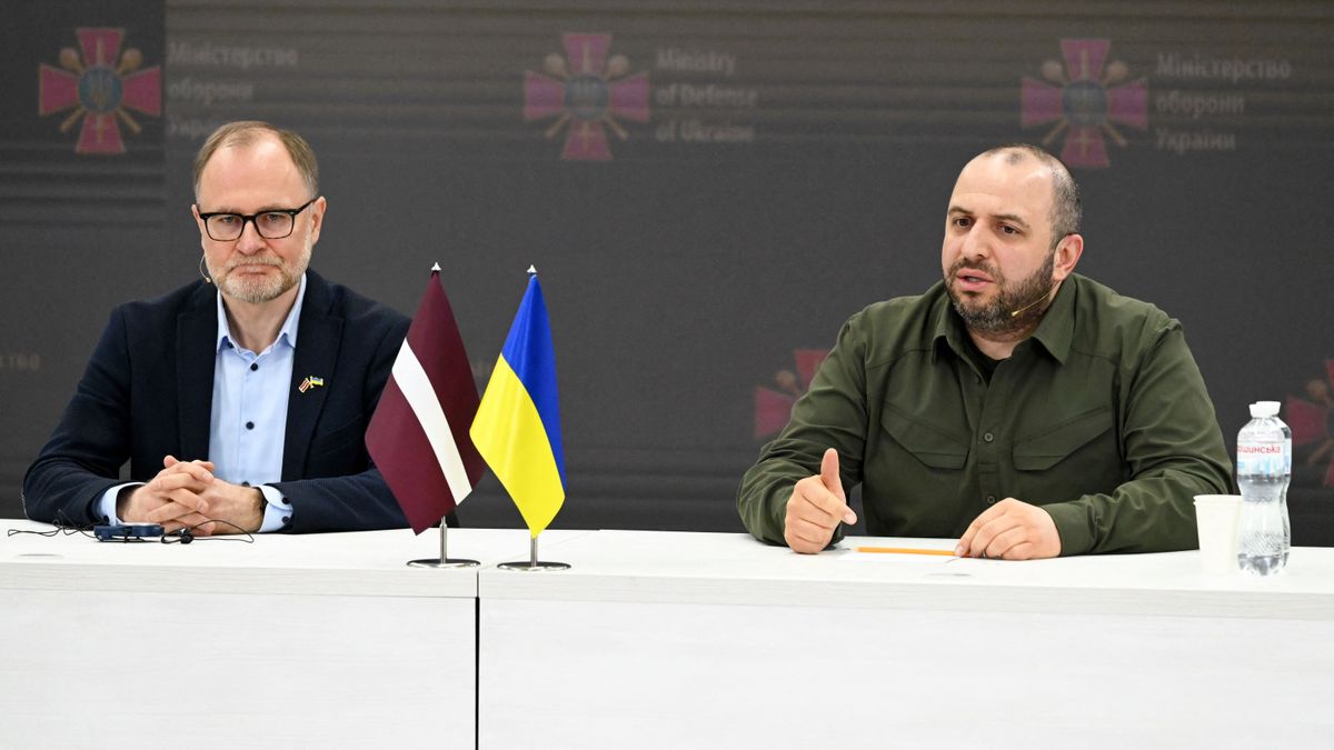 Fokozódik az őrület: Lettország szívesen küldene NATO katonákat Ukrajnába