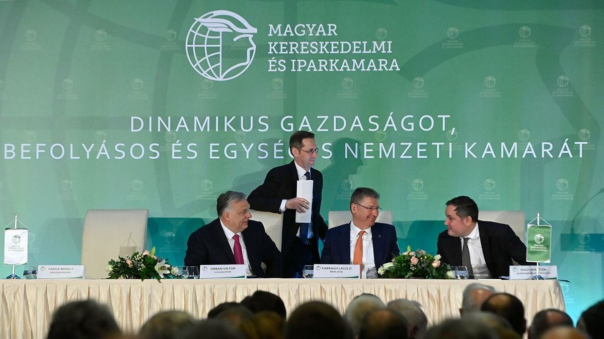 Negyedik éve Matolcsy nélkül: ismét egy asztalhoz ülnek a magyar gazdaságpolitika nagyágyúi