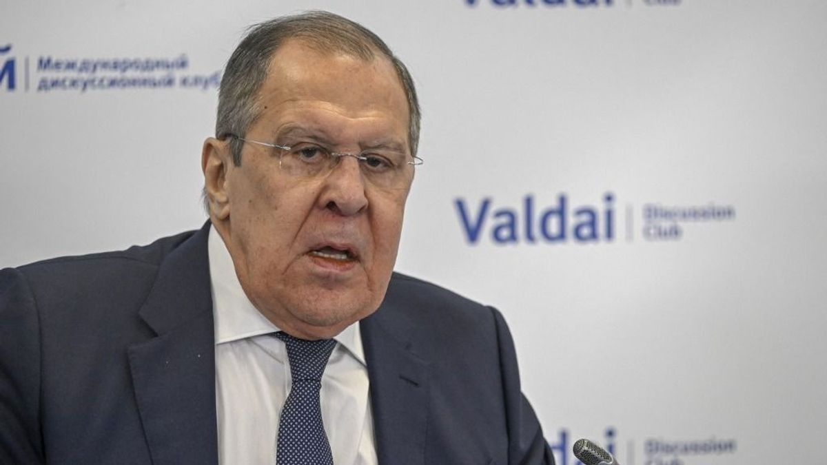 Lavrov: nem hagyjuk, hogy több százezer állampolgárunk egy újabb „nyugati kaland” áldozatává váljon