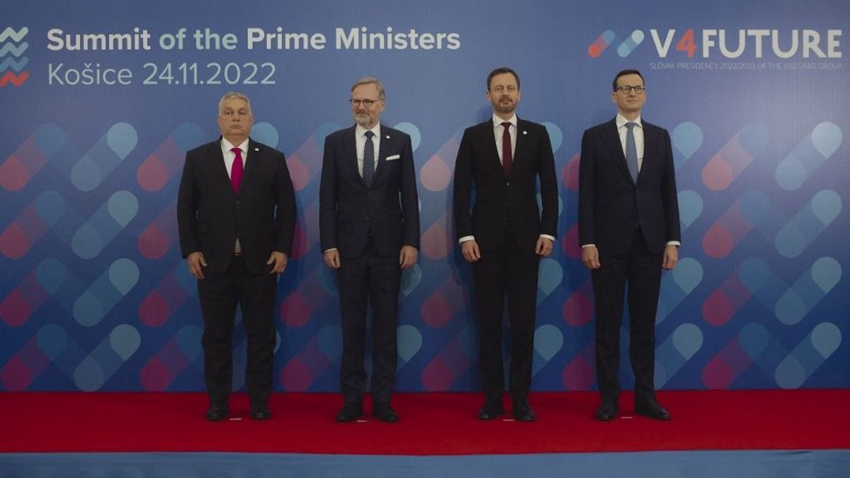 Orbán Viktor csúcstalálkozóra megy