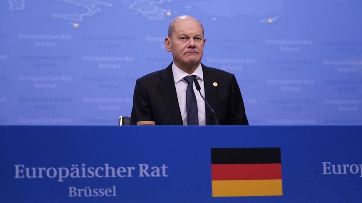 Olaf Scholz: Ukrajna képtelen lenne megvédeni magát további amerikai támogatás nélkül