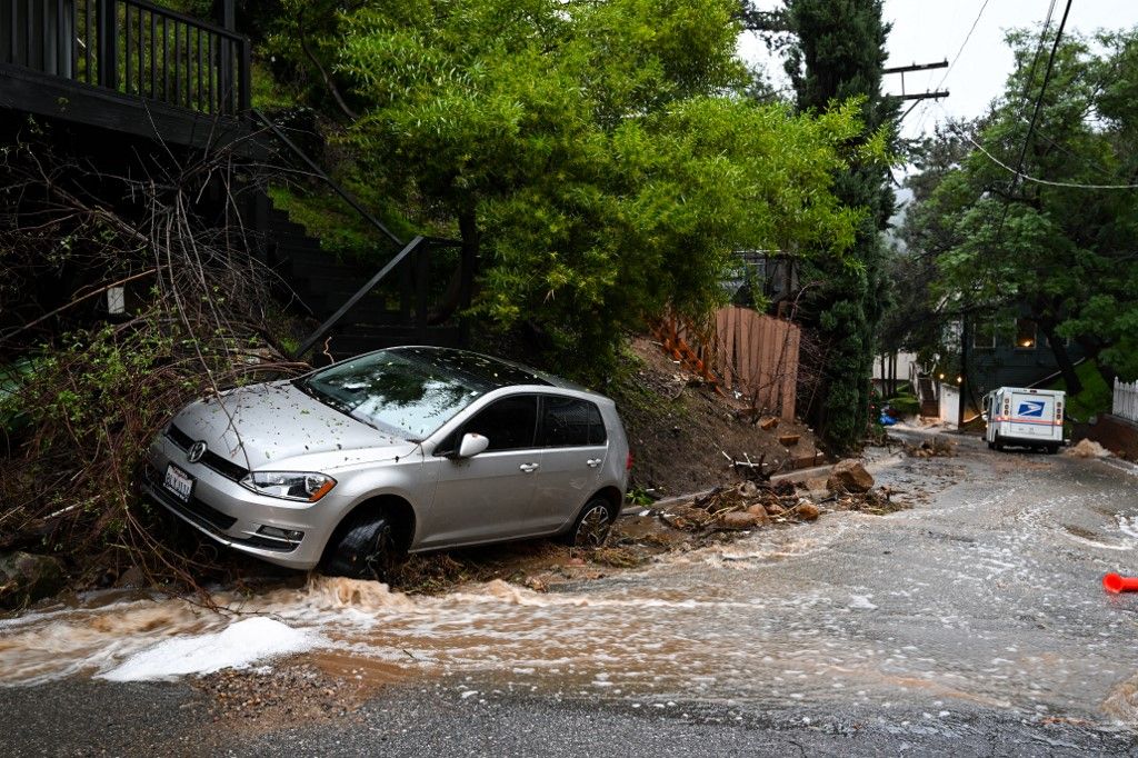 Atmospheric River California: Storm brings record rain to Los Angeles