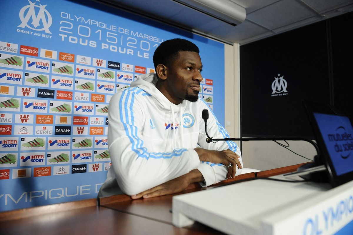 Marseille's French midfielder Abou Diaby delivers a press conference on March 16, 2016, at the Robert Louis-Dreyfus training centre in Marseille, southeastern France. Diaby, who has not played a professional match since November 2014 and gone through a period of injuries, said he is "ready play" on March 16. (Photo by Franck PENNANT / AFP)