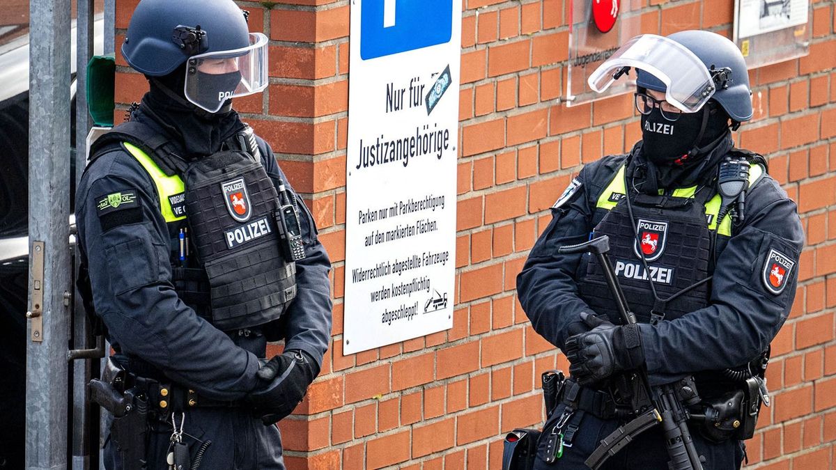 Új borzalmak derülhetnek ki, elfogták a gyilkos német baloldali terrorszervezet tagját