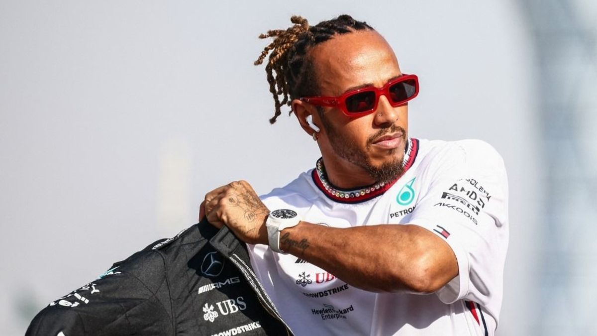 Lewis Hamilton sajtóhírek szerint a Ferrarihoz szerződik