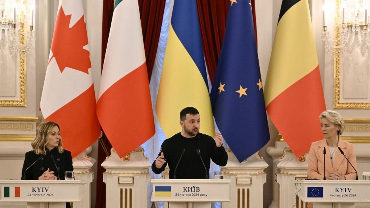 Történelmi kijelentést tett Zelenszkij: kiderült, hány ukrán katona esett el a háborúban