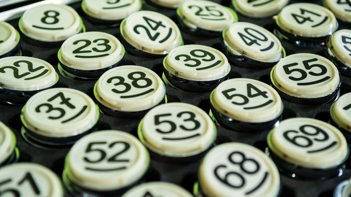 Durva csalást leplezett le a GVH: százmilliós bírságot ért, hogy átverték a magyar szerencsejátékosokat