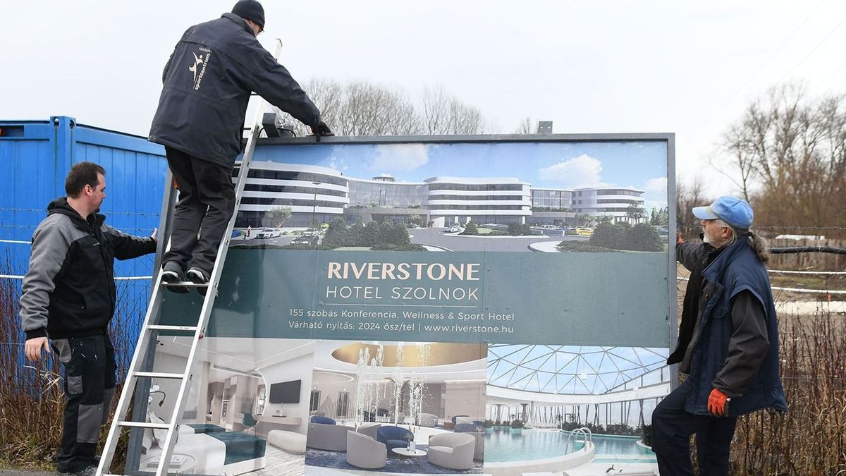 Jövőre átadhatják a szolnoki Riverstone Hotelt