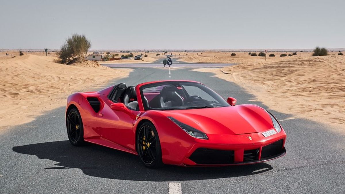 Megállíthatatlan a tűzpiros Ferrari