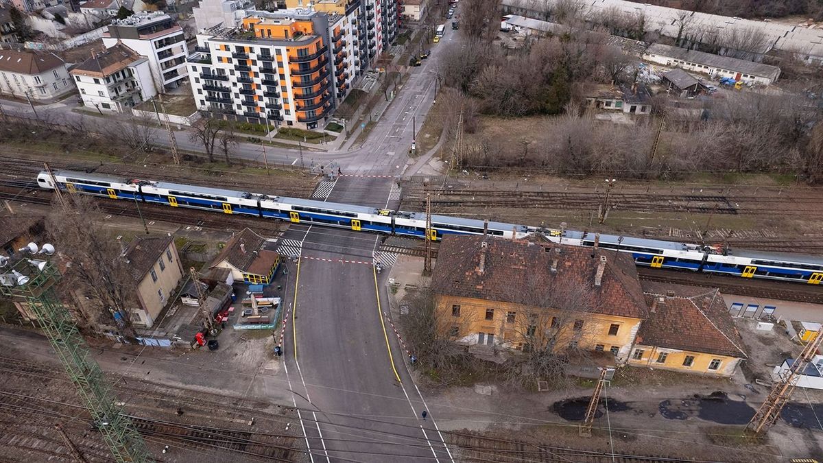 A lakók egy része már el is hagyta a MÁV rákosrendezői ingatlanjait
