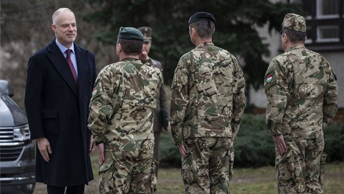 A magyar légierő biztosíthatja Szlovákia légterét