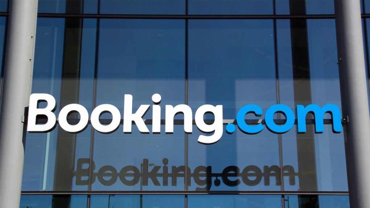 A botrányok sem tántorítják el az utazókat, hatalmasat ugrott a Booking.com profitja